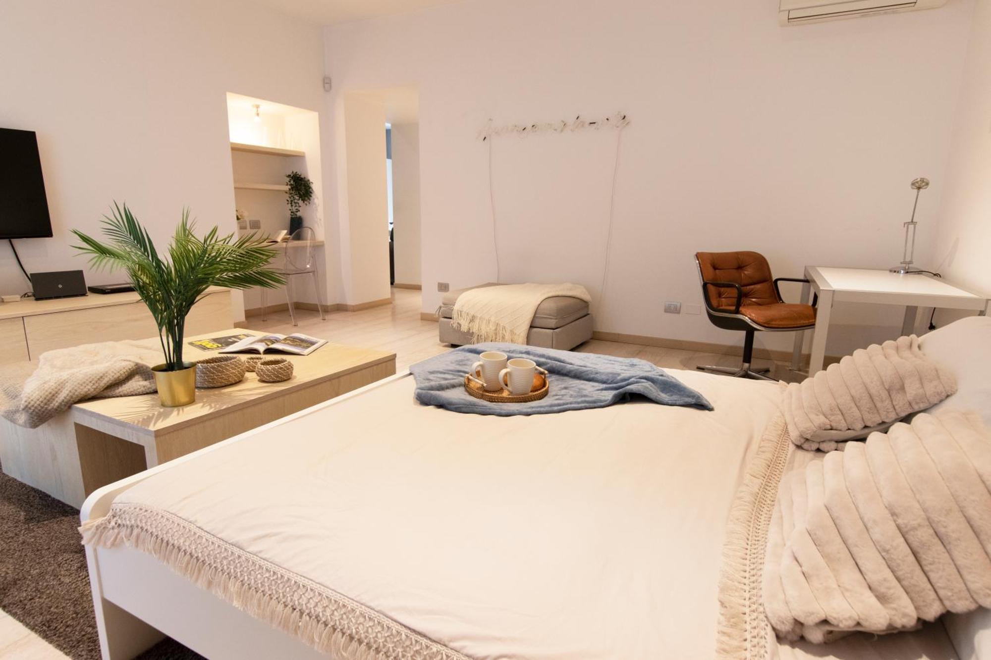 Luxury Apartment - Bramante 7 Milan Bagian luar foto