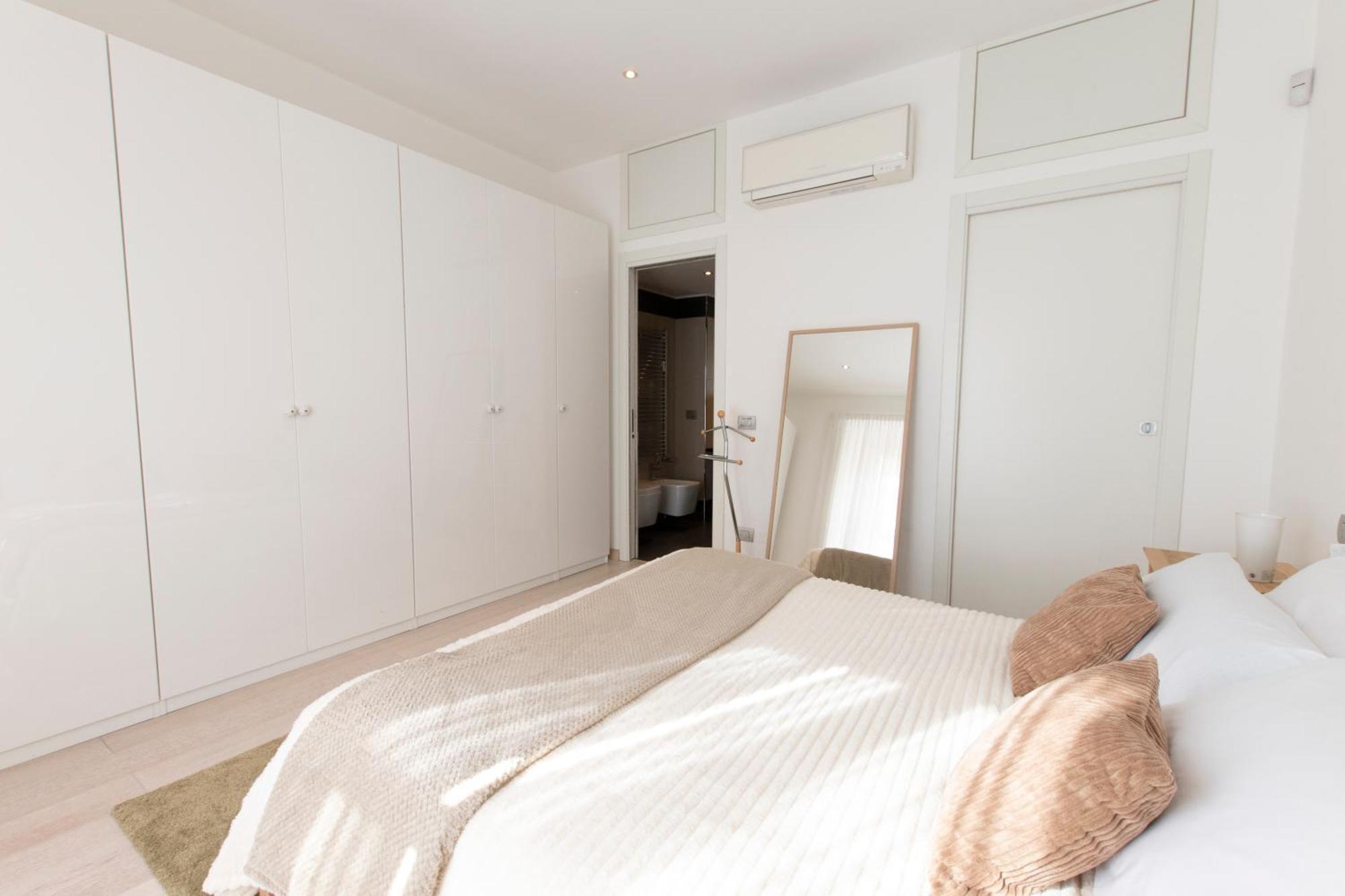 Luxury Apartment - Bramante 7 Milan Bagian luar foto
